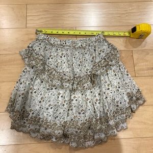 Aritzia skirt size 2